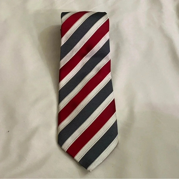 Donald Trump 100%  silk greyish green and red tie - Picture 1 of 7
